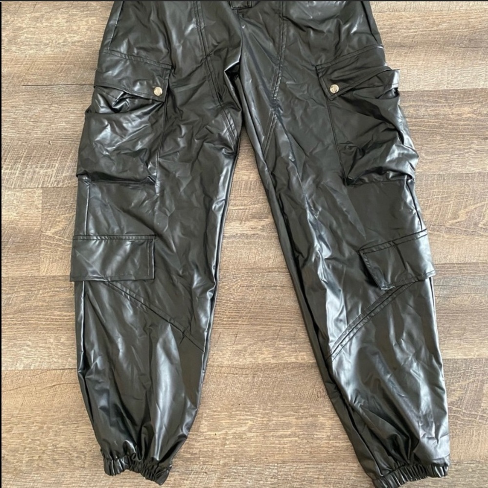 Brand New Faux Leather Cargo Pants! 🖤🖤